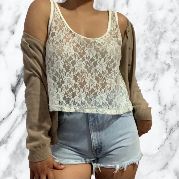 3 for $15 Charlotte Russe White Lace Crop Top - Picture 1 of 7